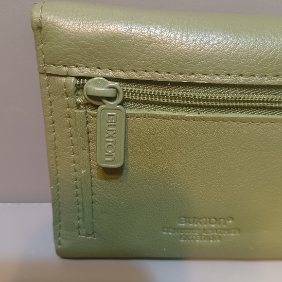 Buxton Genuine Leather Small Tri-fold Wallet - Olive Green - Picture 4 of 5